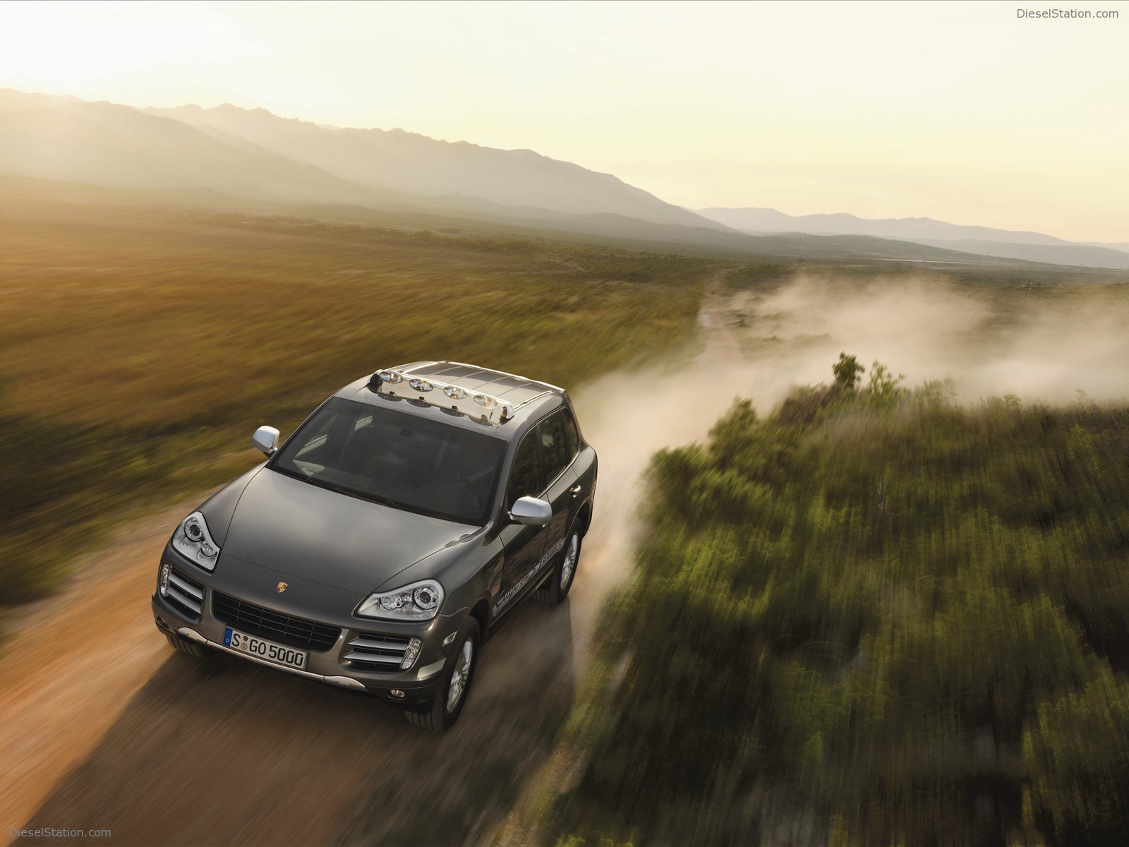 Porsche Cayenne S Transsyberia 2010